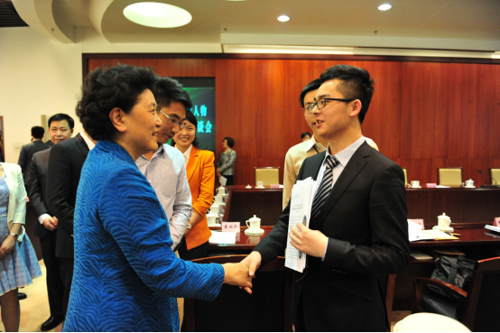 1562834272316332.png blob.png